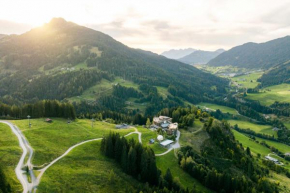Holzhotel Forsthofalm Leogang